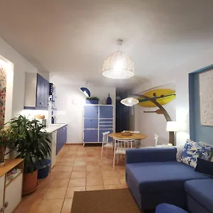 https://casa-blue-fish.hotelsinnerja.org
